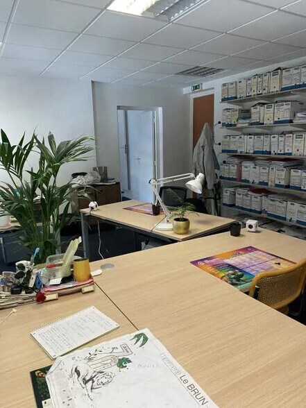 Bureau dans Caen à louer - Photo de l’immeuble – Image 2 sur 4