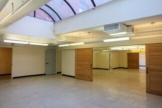 Plus de détails pour 242-244 E Second St, New York, NY - Bureau/Local commercial à louer
