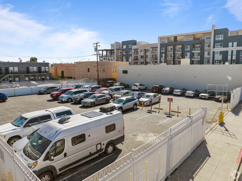 4101-4103 San Fernando Rd, Glendale, CA à louer - Photo de l’immeuble – Image 3 sur 7