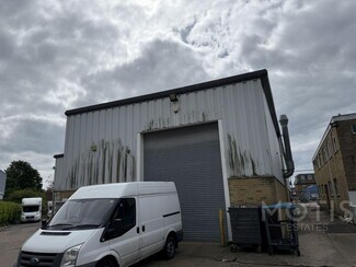 Plus de détails pour Park Farm Close, Folkestone - Local d’activités à vendre