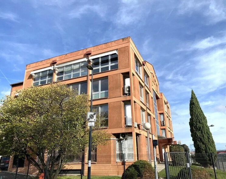 Bureau dans Toulouse à louer - Photo de l’immeuble – Image 3 sur 7