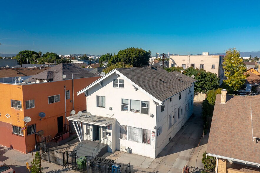 205-207 W Vernon Ave, Los Angeles, CA à vendre - Photo de l’immeuble – Image 1 sur 15