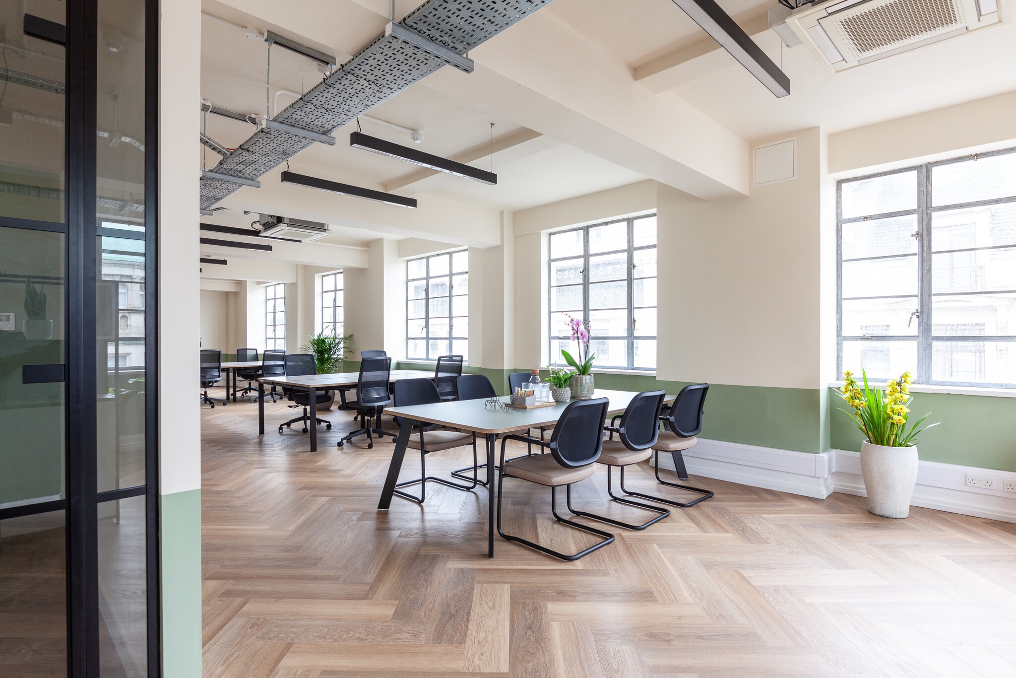 6-10A Great Portland St, Londres à louer Photo de l’immeuble– Image 1 sur 7