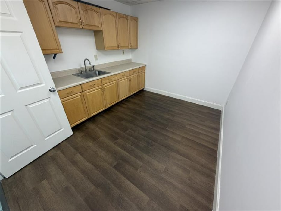 2250 Palm Beach Lakes Blvd, West Palm Beach, FL à louer Photo intérieure– Image 1 sur 9