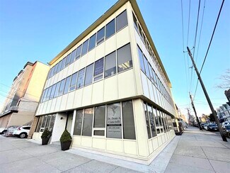 Plus de détails pour 654 Avenue C, Bayonne, NJ - Bureau/Médical à louer
