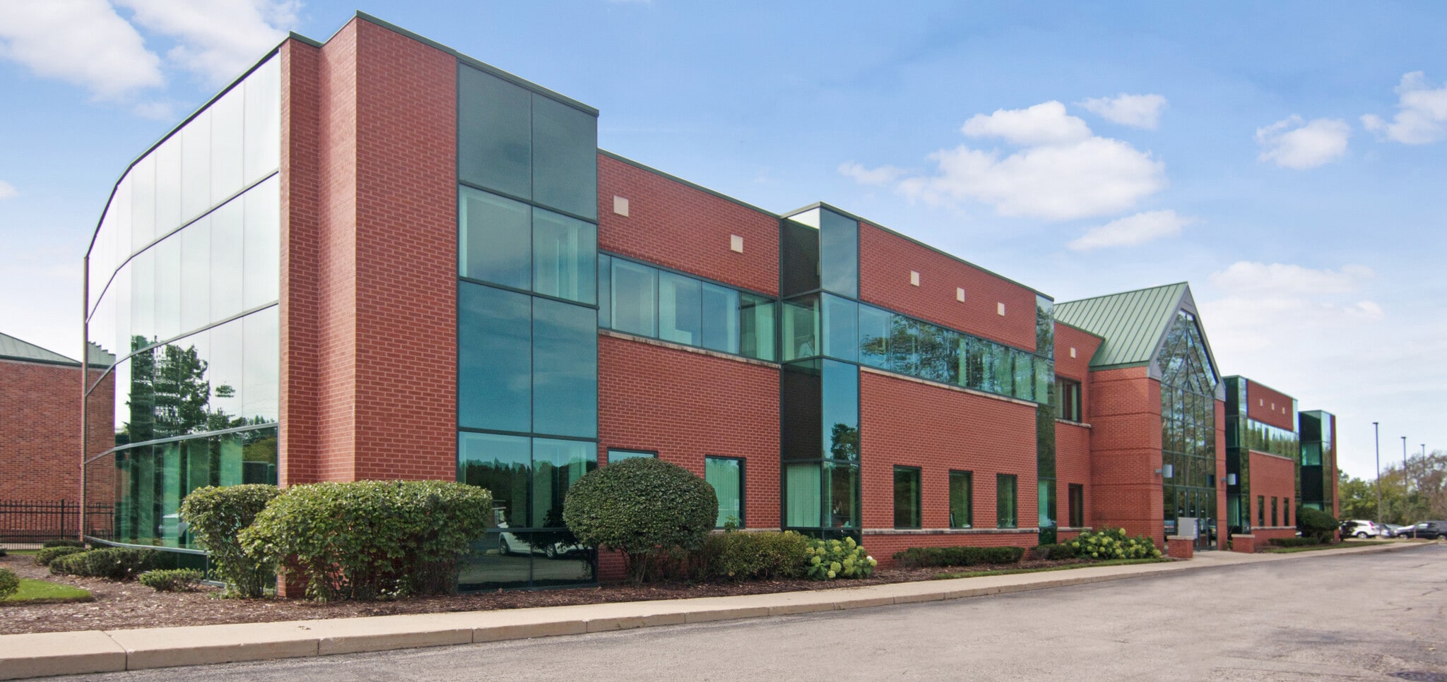 213 Front St, McHenry, IL à louer Photo principale– Image 1 sur 22