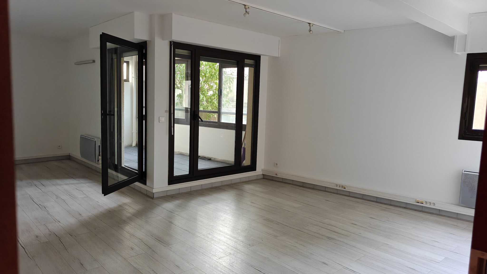 62 rue de Bercy, Paris à louer Photo de l’immeuble– Image 1 sur 4