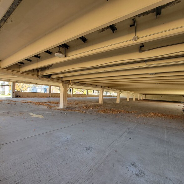 500 Economy Ct, Freeport, IL à louer - Photo de l’immeuble – Image 2 sur 52