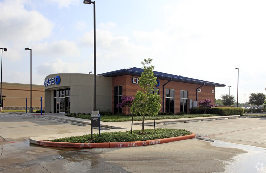 1915 N Main St, Pearland, TX à louer - Photo de l’immeuble – Image 3 sur 4