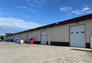 5820 Lincoln Way, Ames, IA à louer Photo intérieure– Image 2 sur 8
