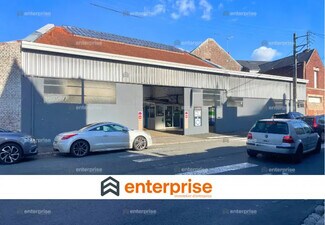 Plus de détails pour Local d'activités à louer