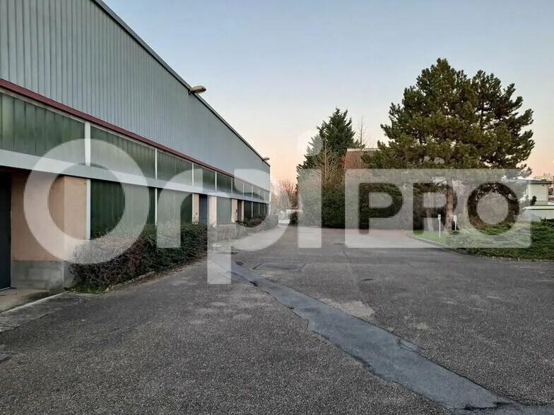 Local commercial dans Châlons-en-Champagne à vendre - Photo de l’immeuble – Image 3 sur 6