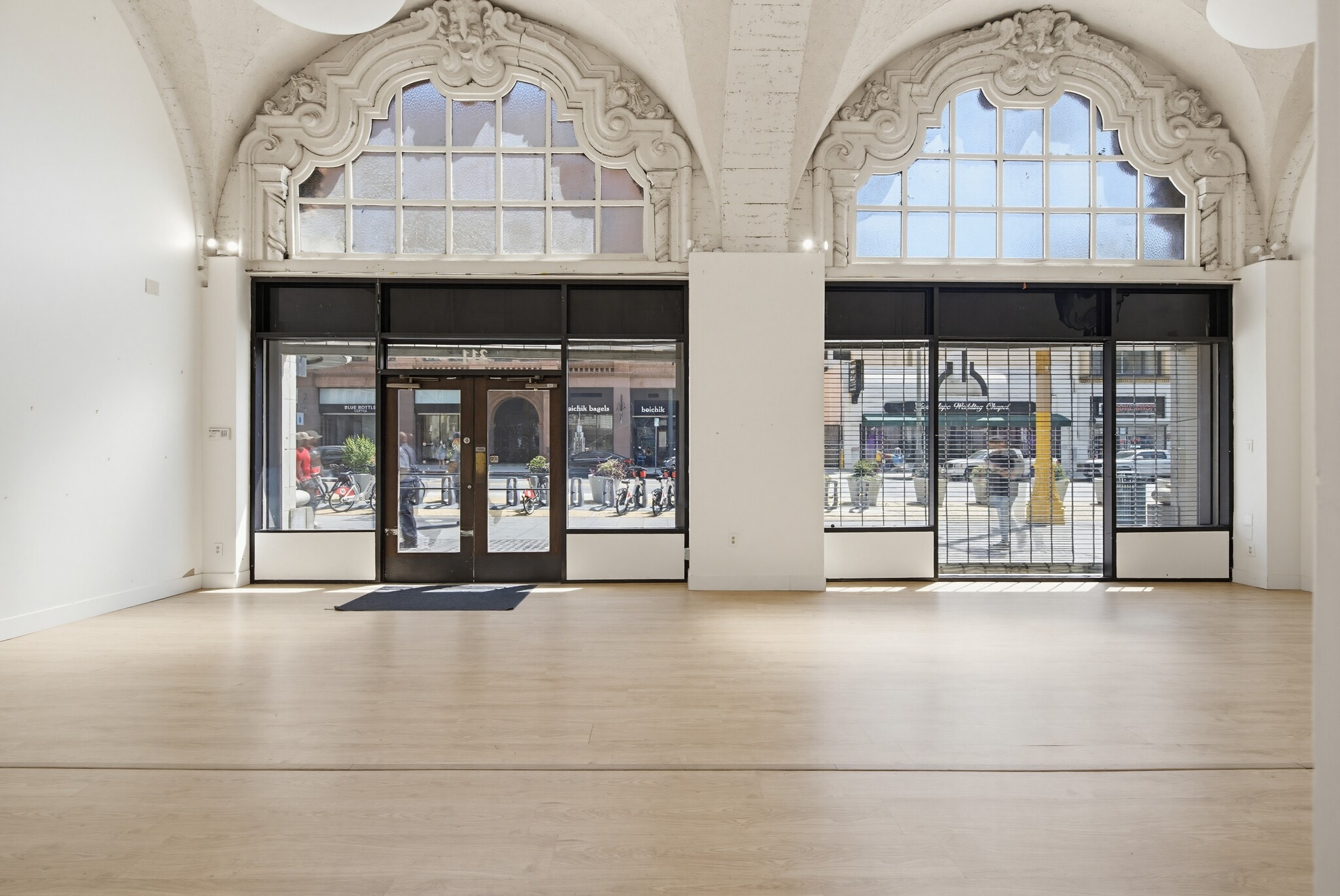 311 S Broadway, Los Angeles, CA à louer Photo principale– Image 1 sur 4