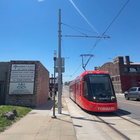 3611 Main St, Kansas City, MO à louer - Photo de l’immeuble – Image 2 sur 15
