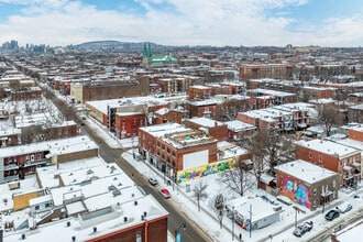 4479 Rue Sainte-Catherine E E, Montréal, QC - VUE AÉRIENNE  vue de carte