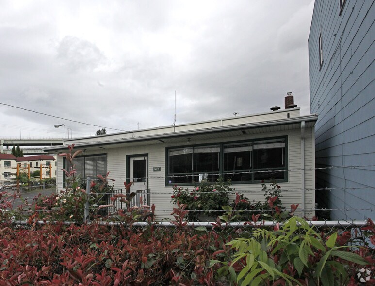 829 N Russell St, Portland, OR à vendre - Photo principale – Image 1 sur 2