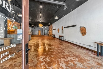 8 E Main St N, Hampton, GA à vendre Photo intérieure– Image 1 sur 13