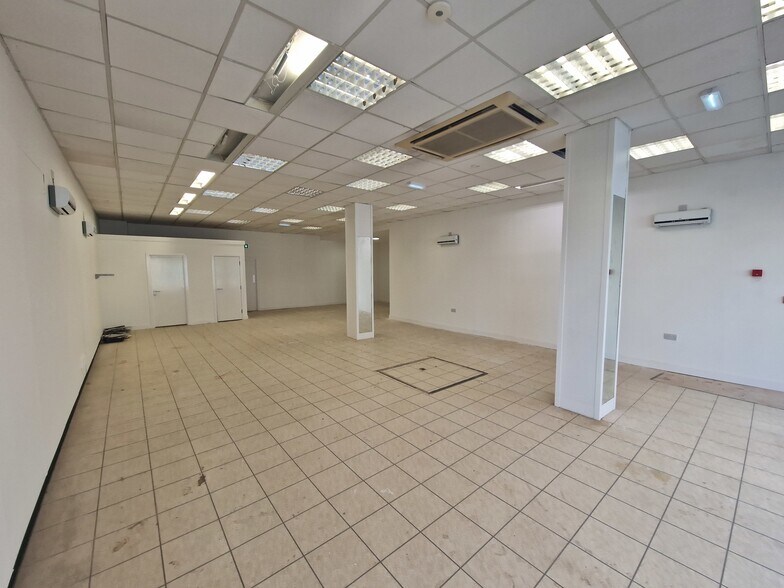 54-56 Bath St, Ilkeston à louer - Photo de l’immeuble – Image 2 sur 4