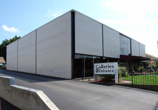 Plus de détails pour 1916 N Knoxville Ave, Peoria, IL - Local commercial à vendre