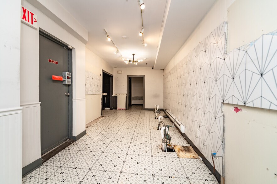 297 Newbury St, Boston, MA à vendre - Photo de l’immeuble – Image 2 sur 12