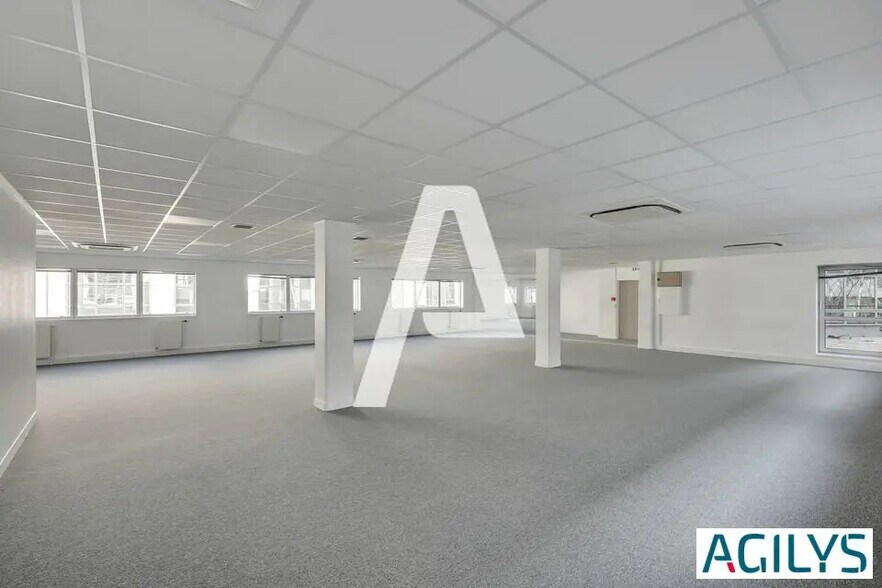 Bureau dans Massy à louer - Photo intérieure – Image 2 sur 12