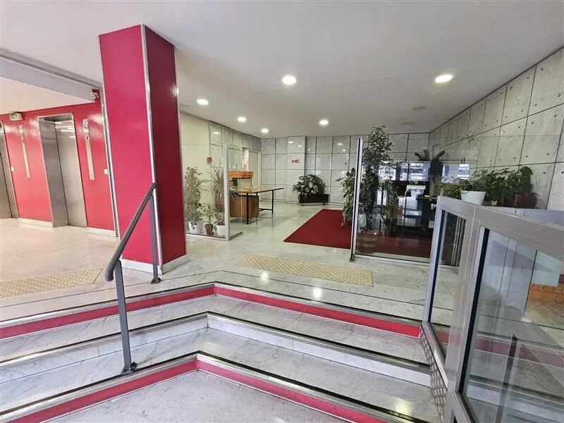 Bureau dans Maisons-Alfort à louer Photo de l’immeuble– Image 1 sur 7