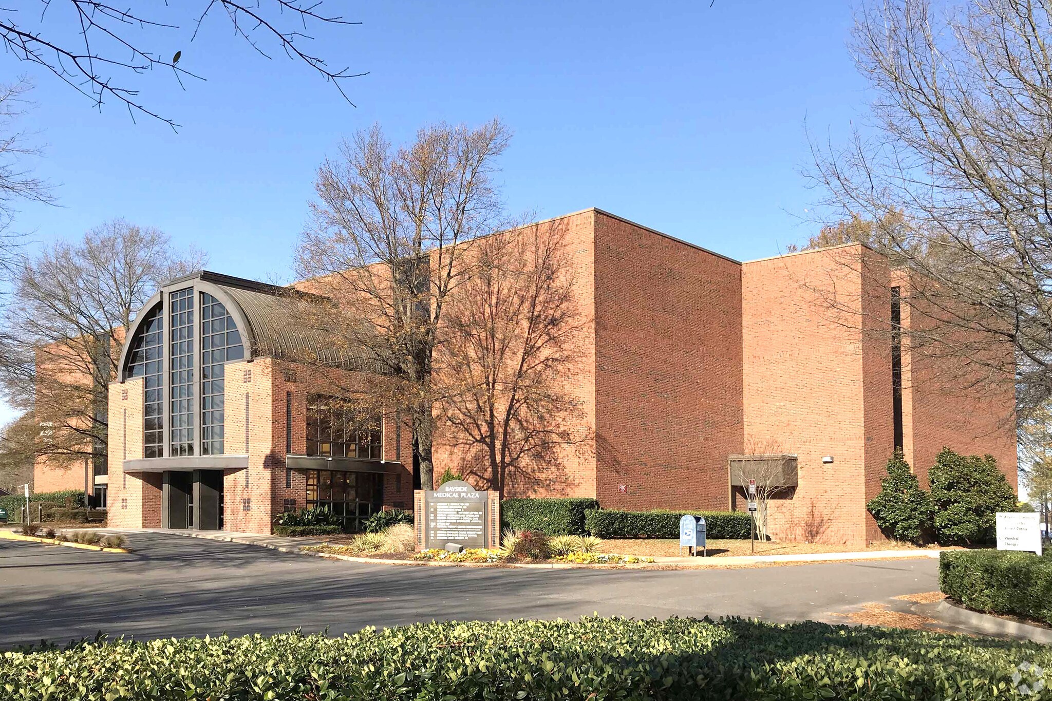 816 Independence Blvd, Virginia Beach, VA à louer Photo principale– Image 1 sur 7