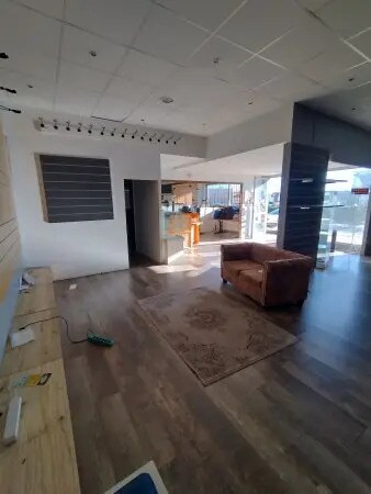 Local d’activités dans Perpignan à louer - Photo intérieure – Image 2 sur 4