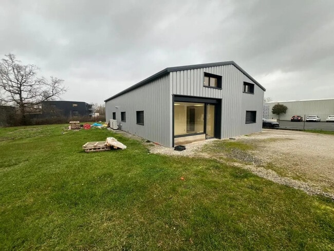 Plus de détails pour 22 Rue De L'Europe, Montrabé - Local d’activités à vendre