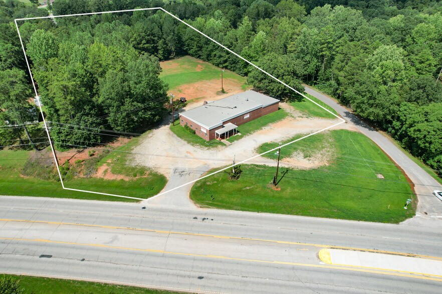 4895 S Pine St, Spartanburg, SC à vendre - Photo principale – Image 1 sur 36