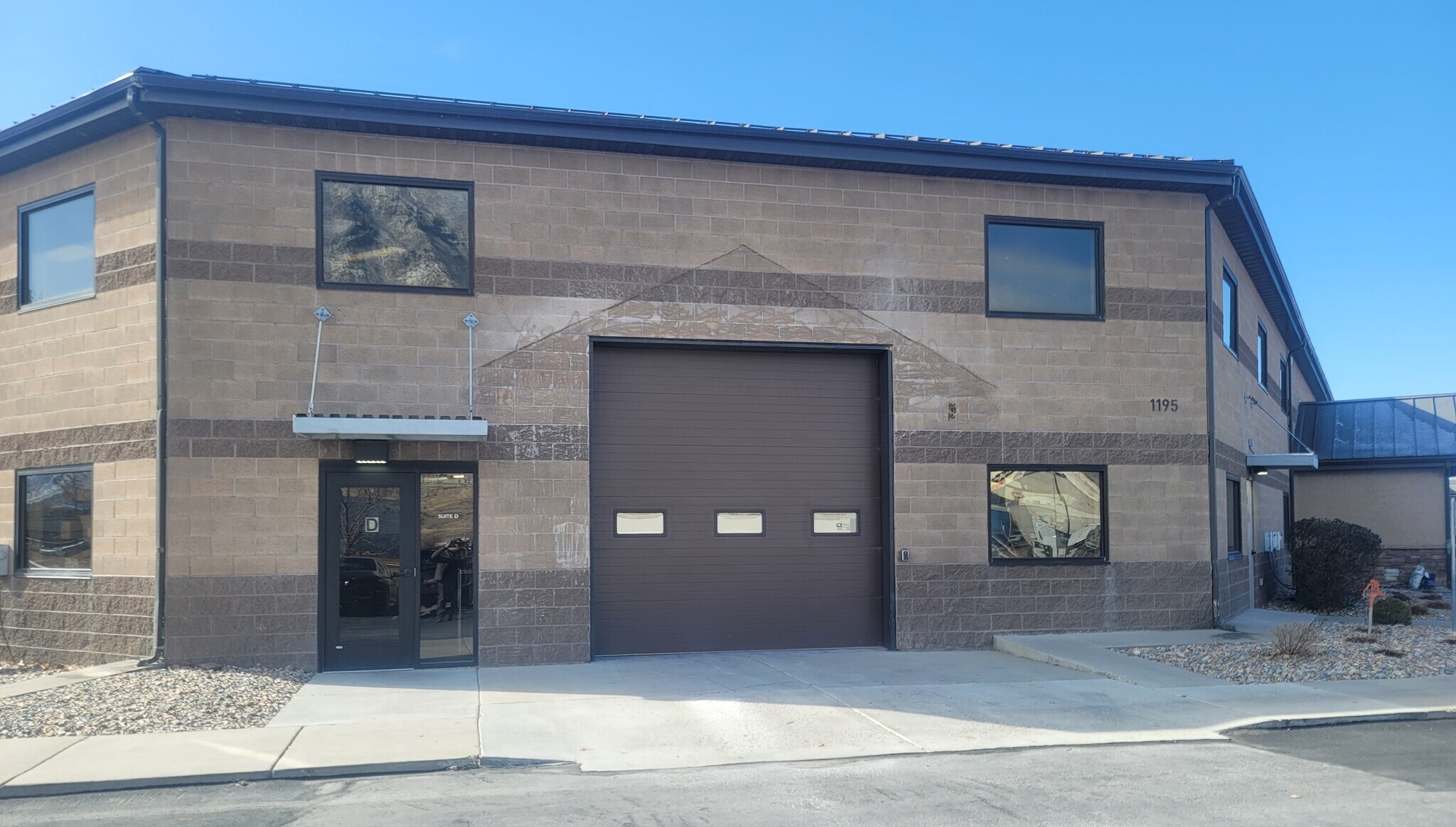 1195 N Spring Creek Pl, Springville, UT à louer Photo principale– Image 1 sur 11