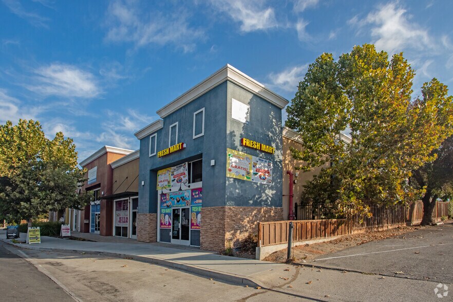 158 S King Rd, San Jose, CA à louer - Photo de l’immeuble – Image 2 sur 6