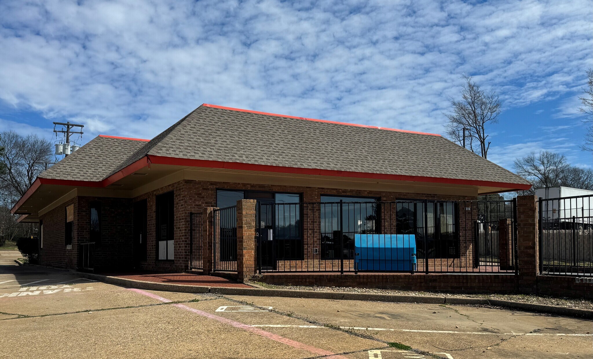 3118 Estes Pky, Longview, TX à vendre Photo de l’immeuble– Image 1 sur 6