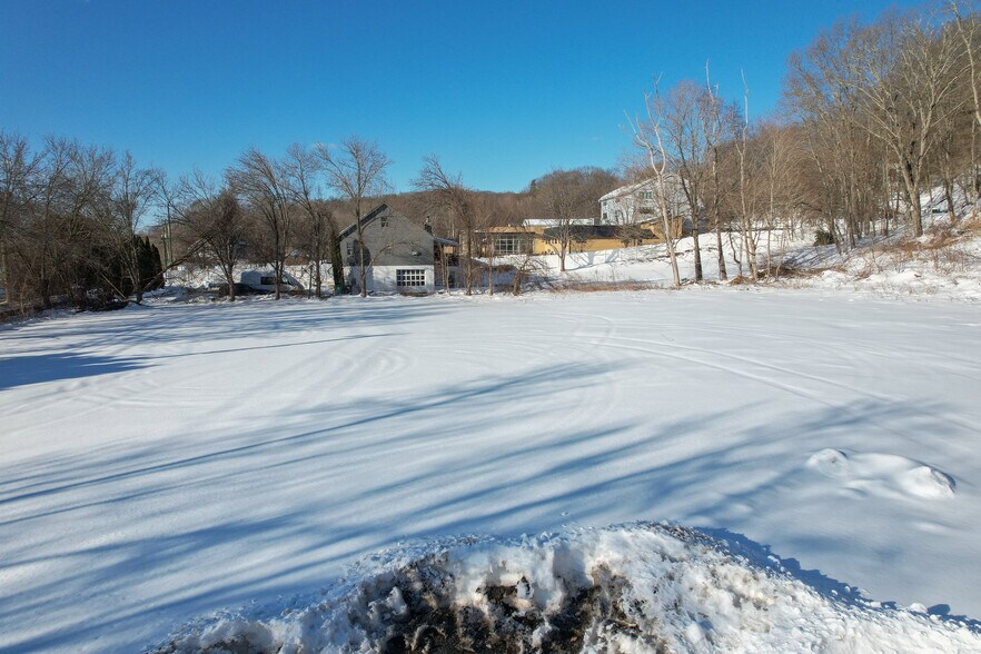 300 Roosevelt Dr, Seymour, CT à louer - Photo de l’immeuble – Image 3 sur 3