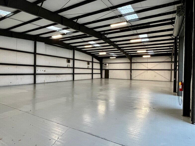 1011 Vista Way, Red Bluff, CA à vendre - Photo de l’immeuble – Image 2 sur 6