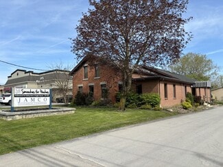 Plus de détails pour 8680 Main St, Williamsville, NY - Bureau/Local commercial à louer