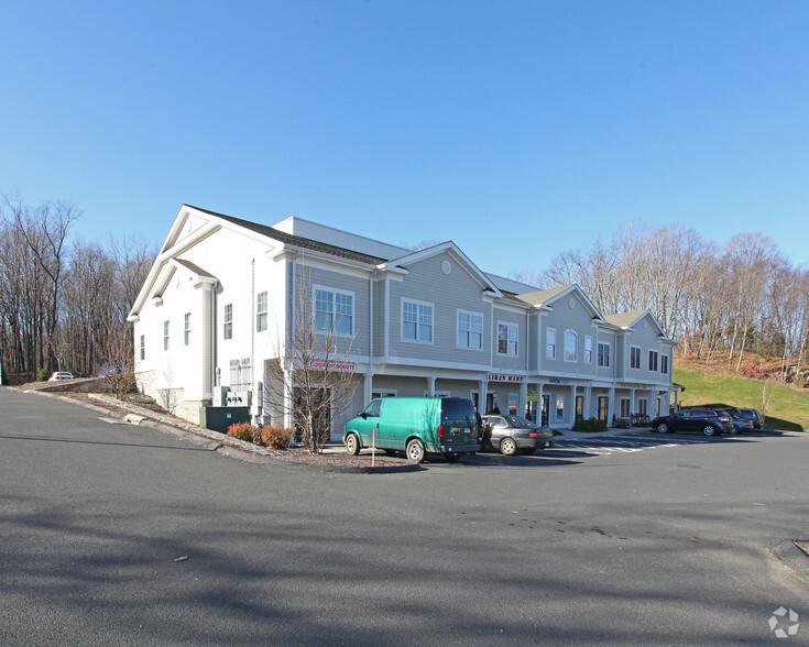 1450 Southford Rd, Southbury, CT à louer - Photo principale – Image 3 sur 8