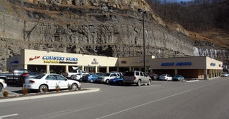 Plus de détails pour 75-77 Norman Morgan Blvd, Logan, WV - Bureau/Local commercial, Local commercial à louer