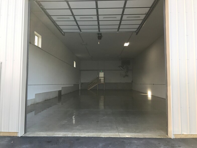 10087 Raven Wood Dr, Saint John, IN à louer - Photo de l’immeuble – Image 3 sur 11