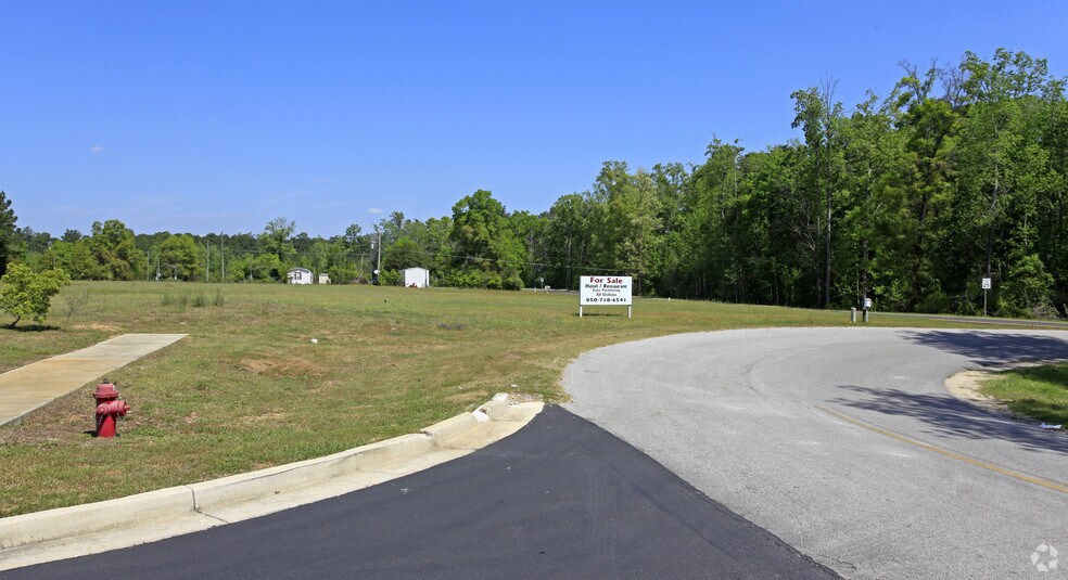 4976 Whitetail Dr, Marianna, FL à vendre - Photo de l’immeuble – Image 2 sur 3