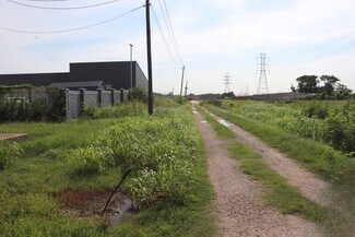 Plus de détails pour 427 Proctor Rd, Baytown, TX - Industriel/Logistique à vendre