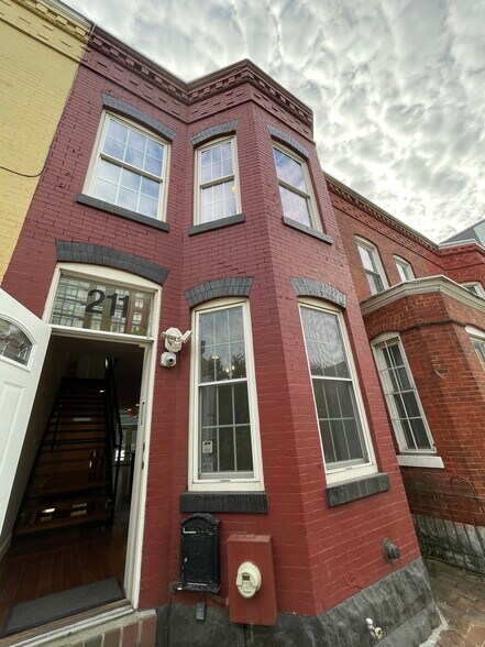 211 K St Ne, Washington, DC à vendre - Photo de l’immeuble – Image 2 sur 40