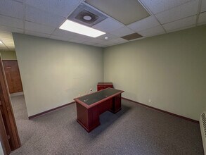 217 E Monroe St, Springfield, IL à louer Photo intérieure– Image 2 sur 14
