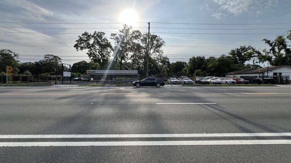 1165 Cassat Ave, Jacksonville, FL à louer - Photo de l’immeuble – Image 3 sur 15