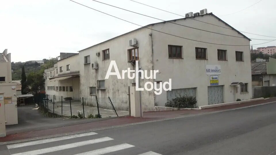 Local d'activités dans Grasse à vendre - Photo de l’immeuble – Image 2 sur 6