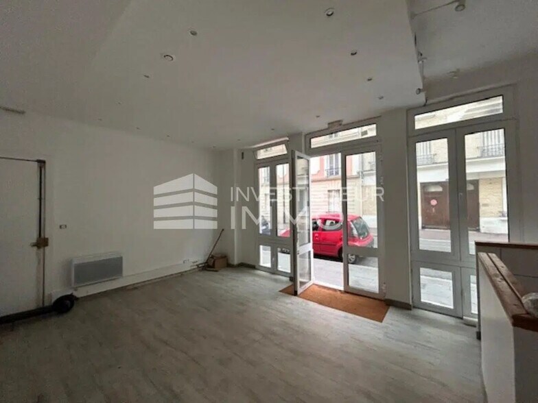 Local commercial dans Clichy à vendre - Photo de l’immeuble – Image 2 sur 5