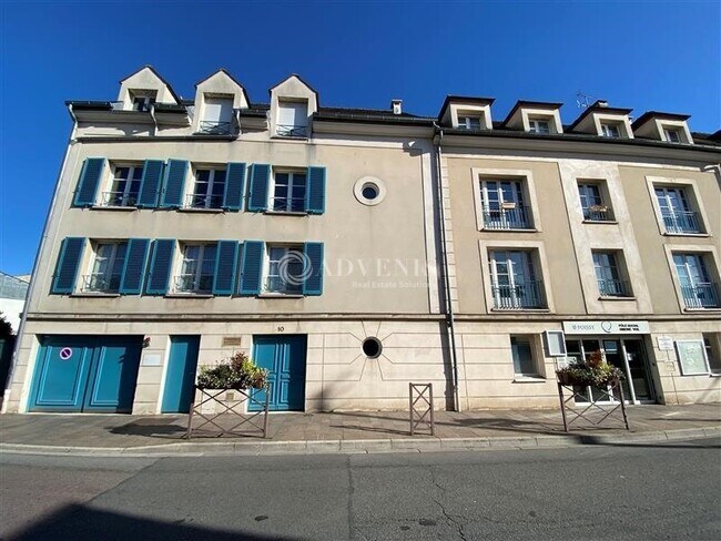 Plus de détails pour 8 Boulevard Louis Lemelle, Poissy - Bureau à vendre