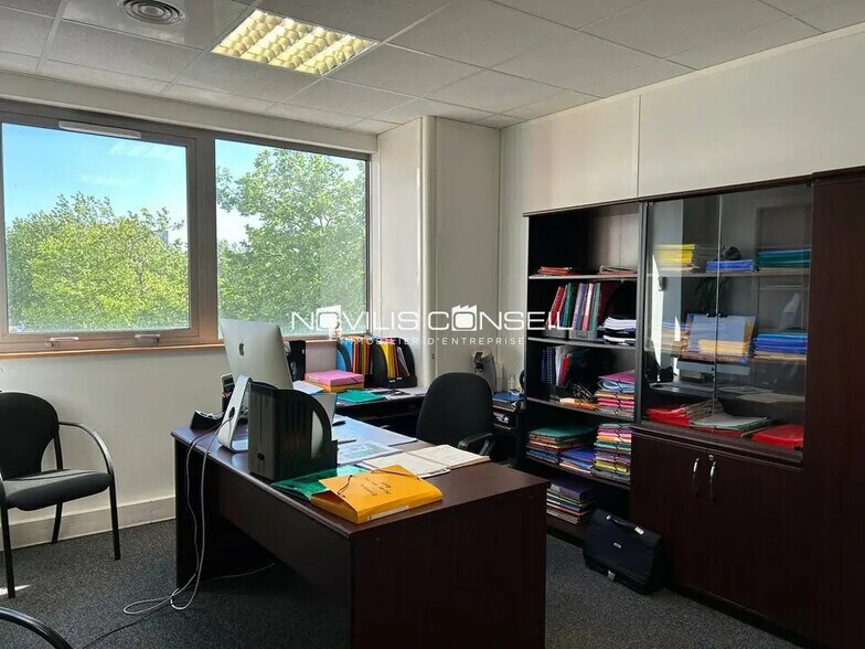 Bureau dans Colomiers à louer - Photo de l’immeuble – Image 3 sur 5