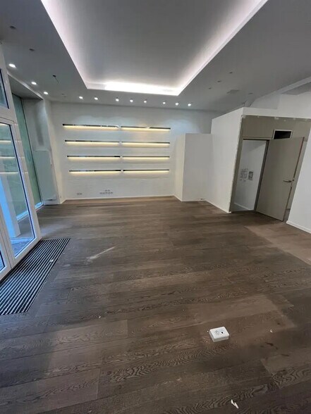 Local commercial dans Paris à louer - Photo intérieure – Image 3 sur 4