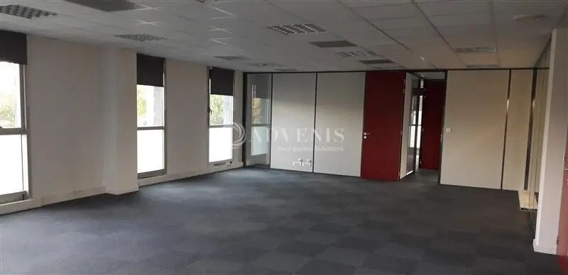 Bureau dans Nantes à louer - Photo de l’immeuble – Image 2 sur 4